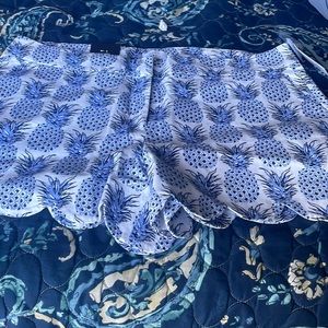 crown and ivy shorts